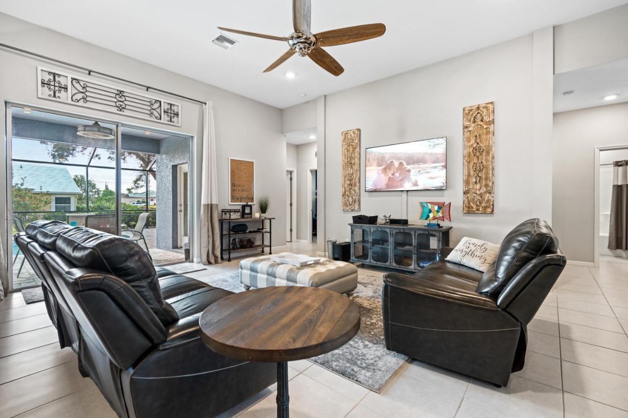 Beautiful Cape Coral Oasis! King Bed, Bbq, Heated Pool, Pvt Yard & Much More! 외부 사진