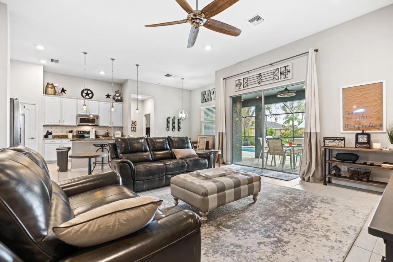 Beautiful Cape Coral Oasis! King Bed, Bbq, Heated Pool, Pvt Yard & Much More! 외부 사진